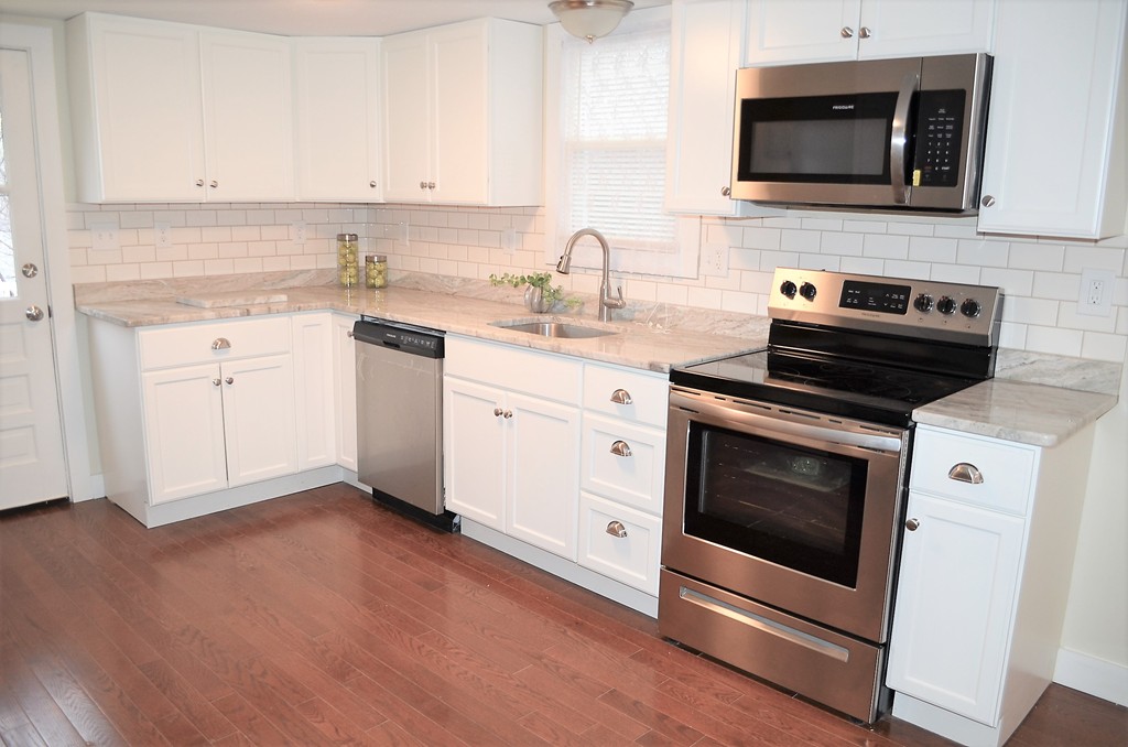 38 Johnson Street Raynham, MA 02767 - Photo 3 of 29 Gallery Image 3