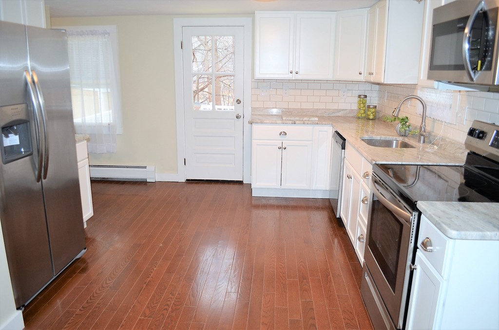 38 Johnson Street Raynham, MA 02767 - Photo 4 of 29 Gallery Image 4