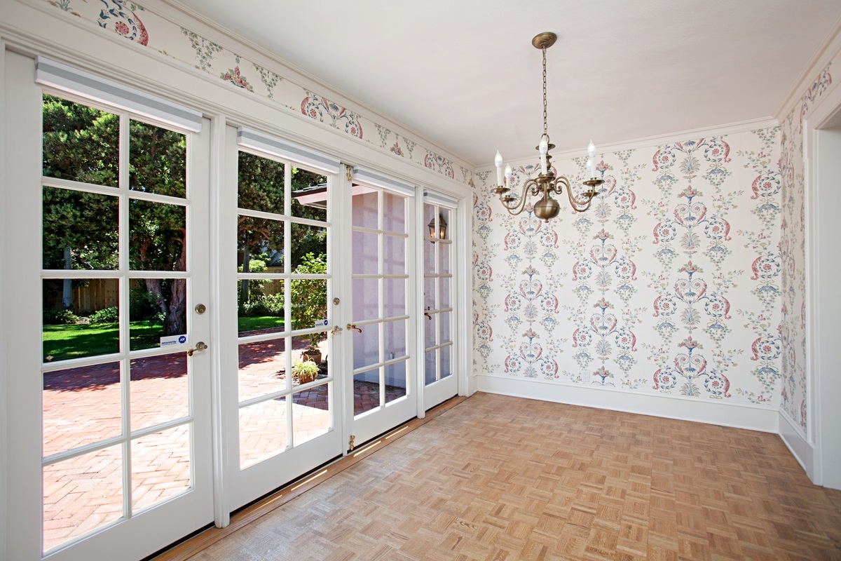 6323 Avenida Cresta La Jolla, CA 92037 - Photo 13 of 18