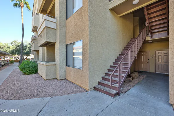a view of an entryway