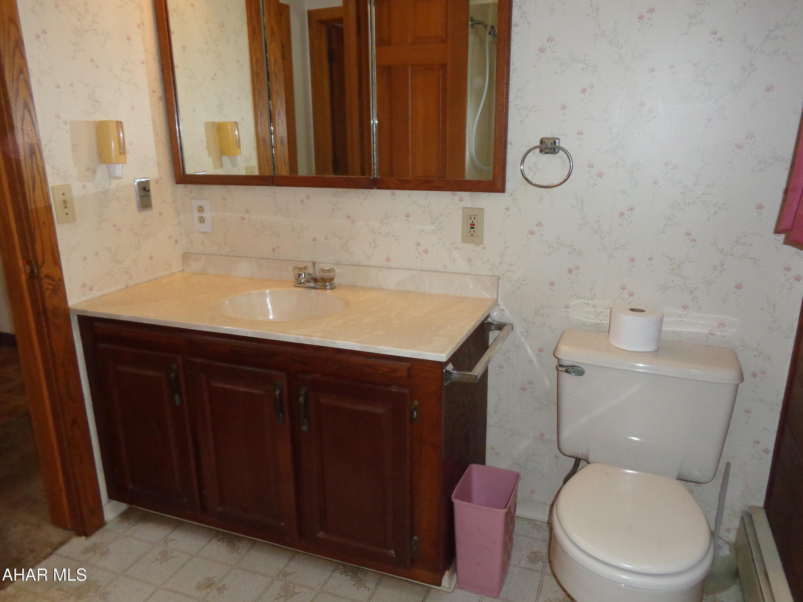 3881 Johnstown Road Portage, PA 15946 - Photo 16 of 51