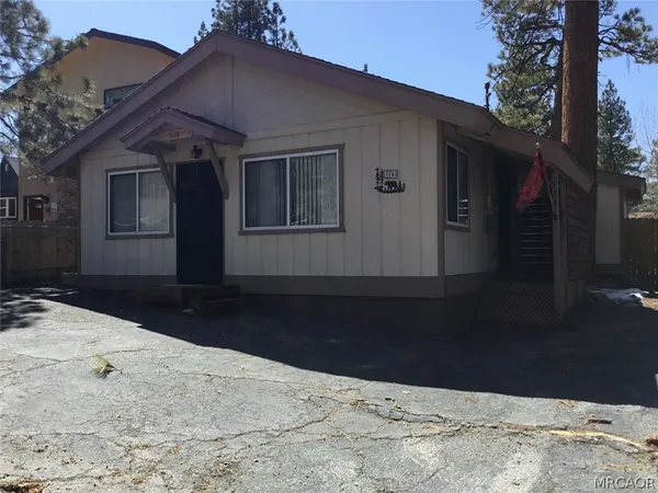 $1,800 | 524 Wanita Lane, Big Bear Lake, CA 92315