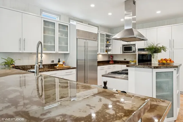 $699,900 | 4017 Niblick Court, Crystal Lake, IL 60012