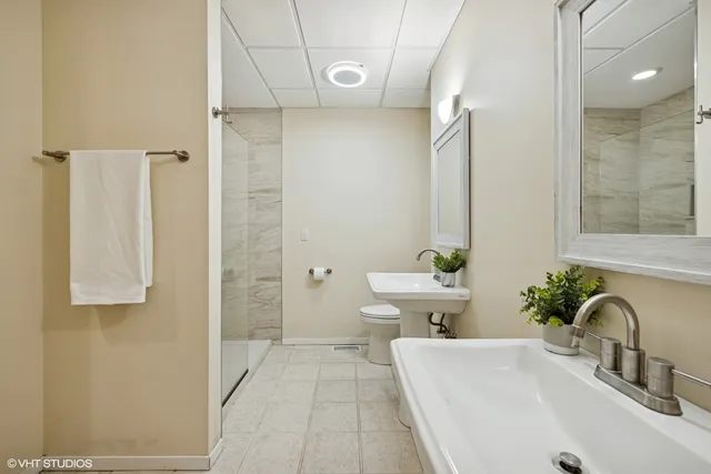 $699,900 | 4017 Niblick Court, Crystal Lake, IL 60012