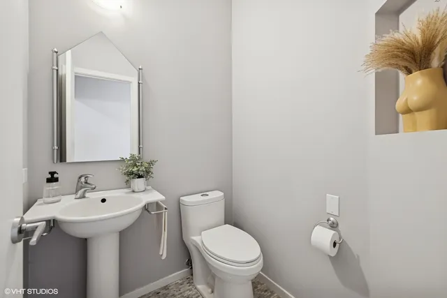 $699,900 | 4017 Niblick Court, Crystal Lake, IL 60012