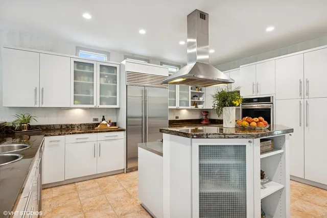 $699,900 | 4017 Niblick Court, Crystal Lake, IL 60012