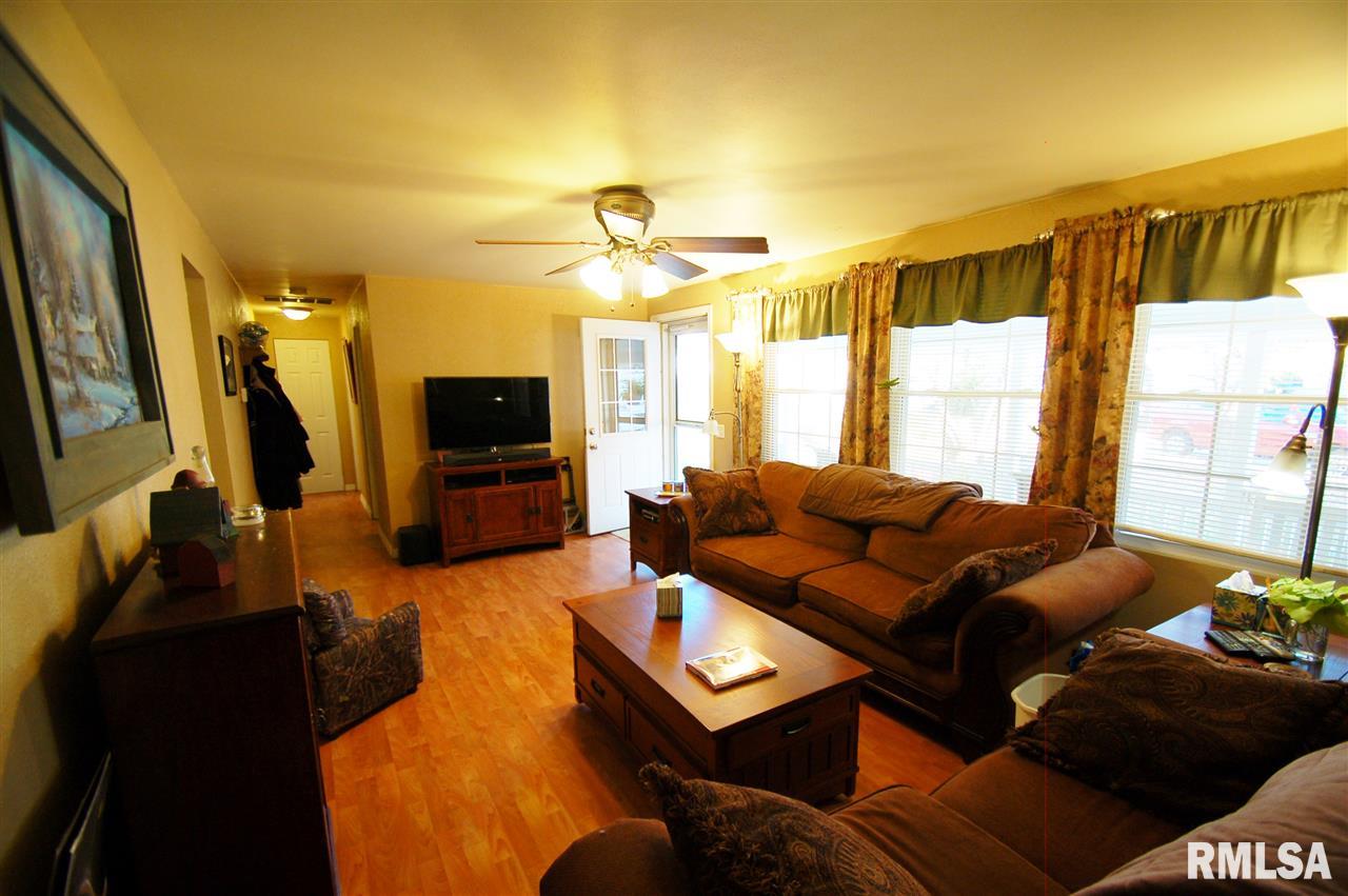 107 Rio Drive Washington, IL 61571 - Photo 11 of 31 Gallery Image 11
