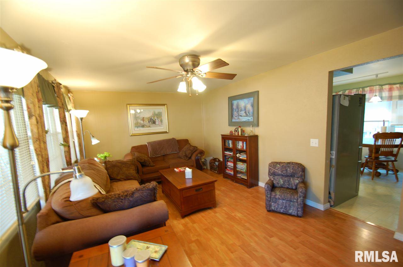 107 Rio Drive Washington, IL 61571 - Photo 9 of 31 Gallery Image 9