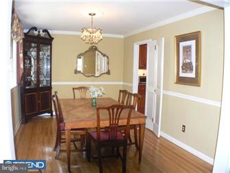 525 Forest Road Wayne, PA 19087 - Photo 3 of 12
