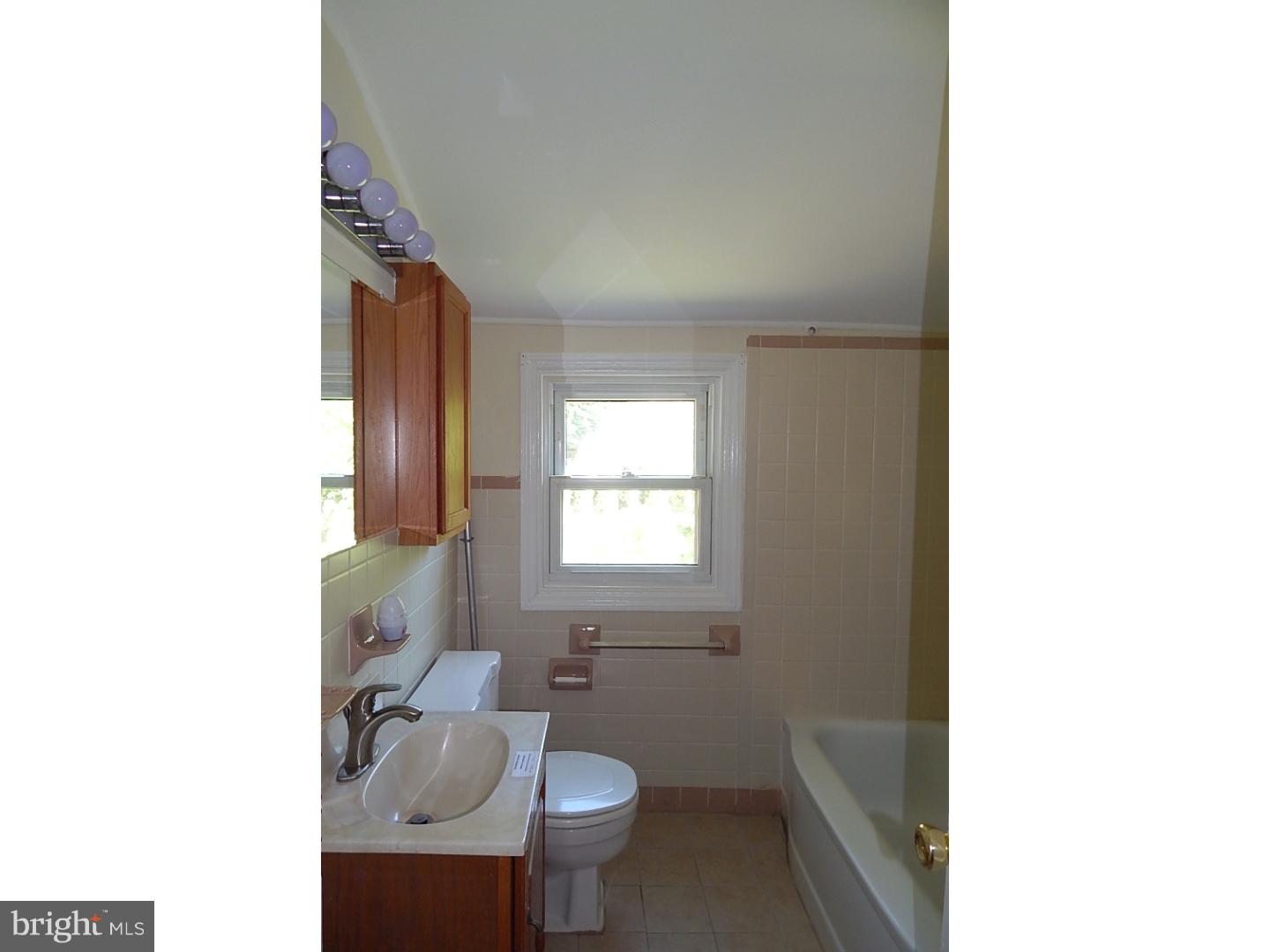 8618 Patton Road Glenside, PA 19038 - Photo 19 of 25 Gallery Image 19