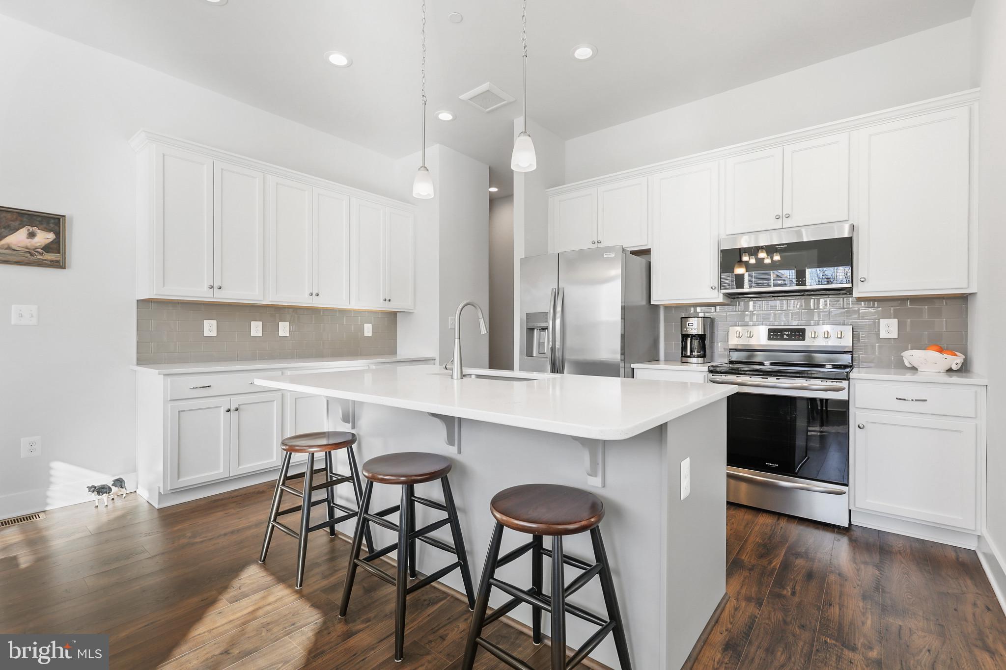 2896 Town View Circle New Windsor, MD 21776 - Photo 10 of 36 Kitchen