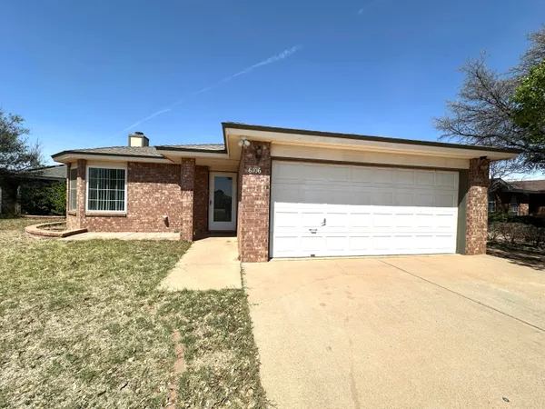 $1,425 | 6106 9th Street, Lubbock, TX 79416