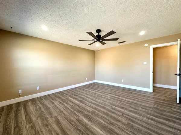 $1,425 | 6106 9th Street, Lubbock, TX 79416