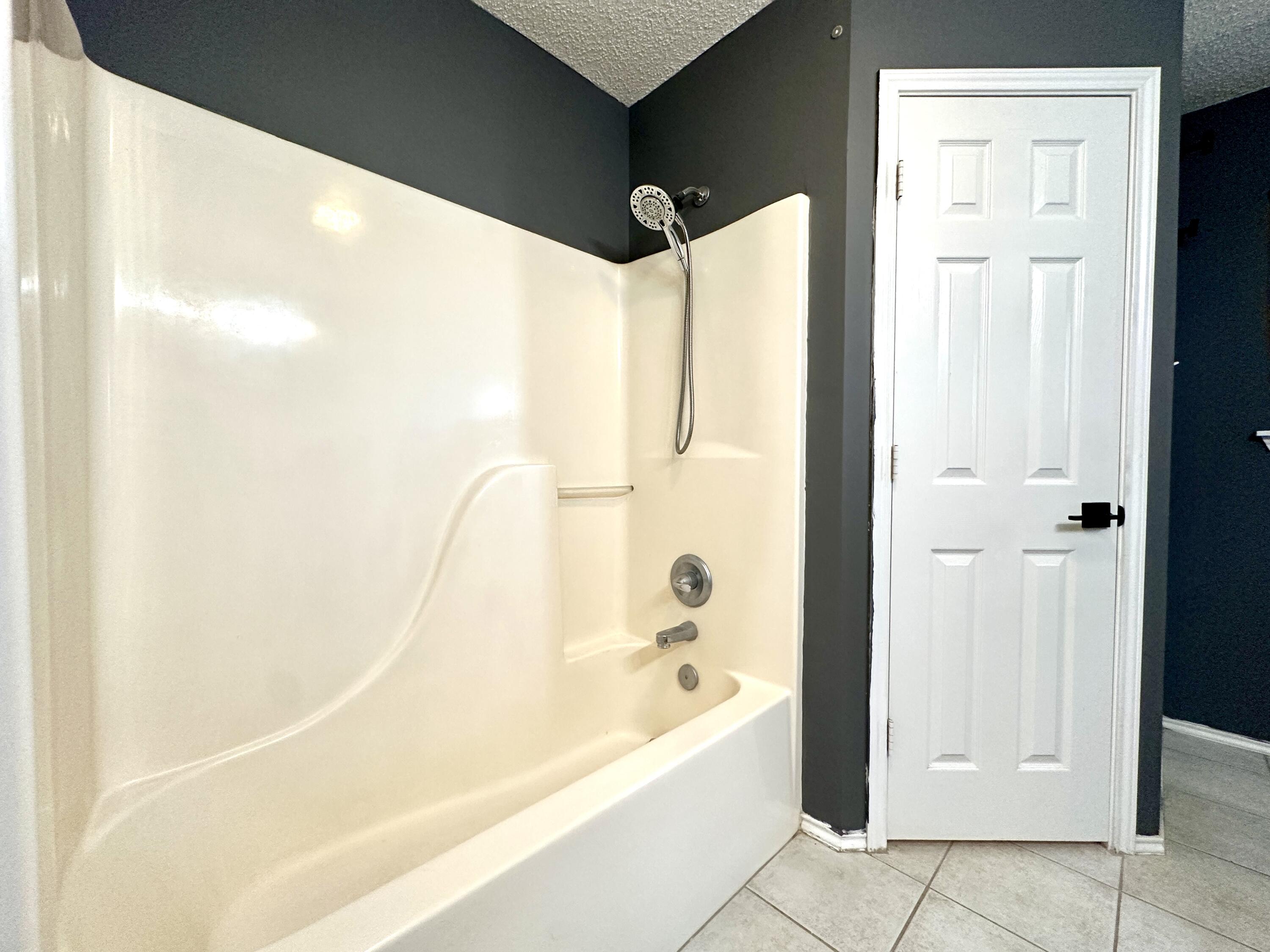 6106 9th Street Lubbock, TX 79416 - Photo 13 of 18 IMG_5032