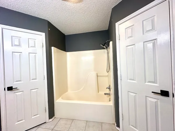 $1,425 | 6106 9th Street, Lubbock, TX 79416