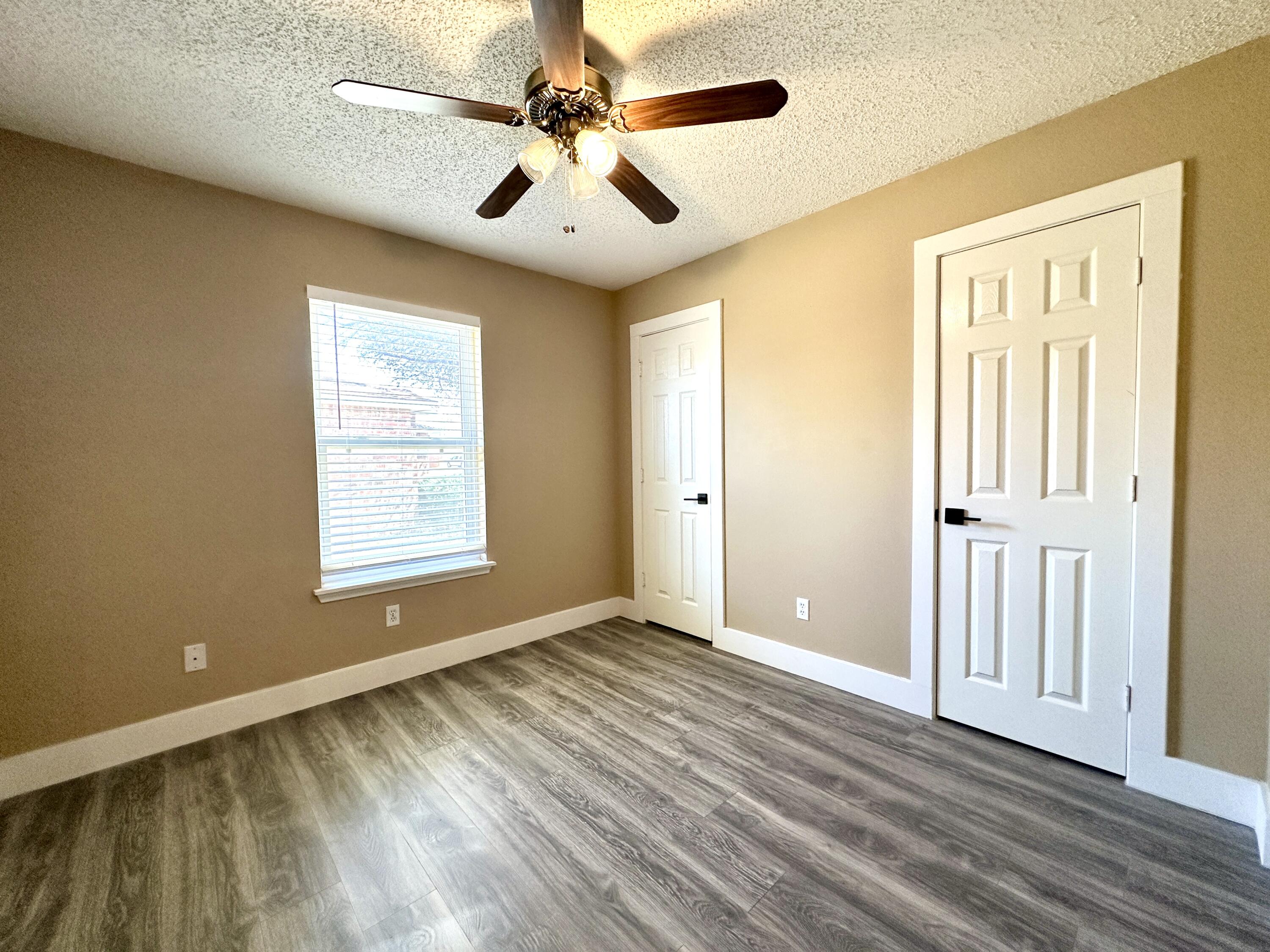 6106 9th Street Lubbock, TX 79416 - Photo 15 of 18 IMG_5034