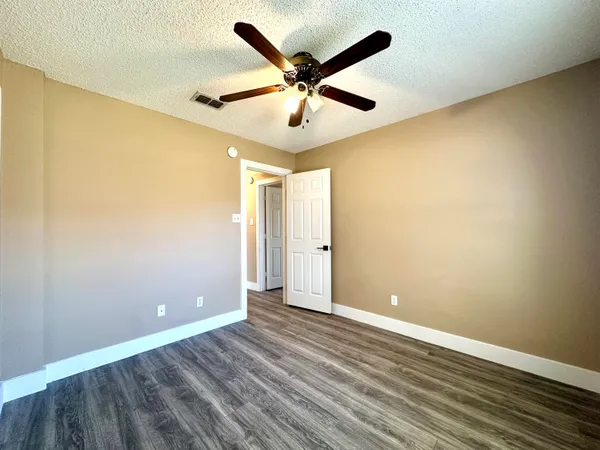 $1,425 | 6106 9th Street, Lubbock, TX 79416