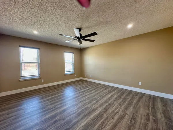 $1,425 | 6106 9th Street, Lubbock, TX 79416