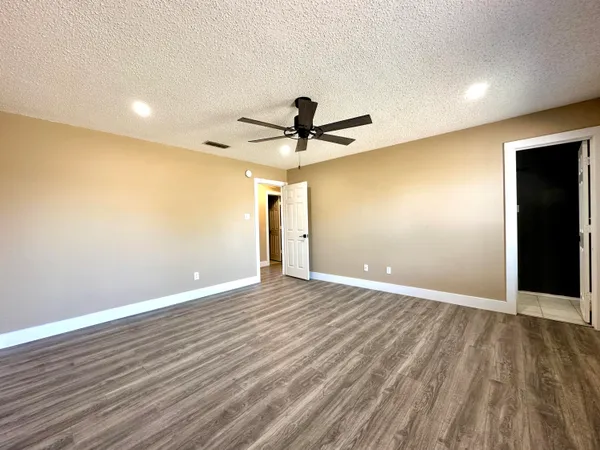 $1,425 | 6106 9th Street, Lubbock, TX 79416