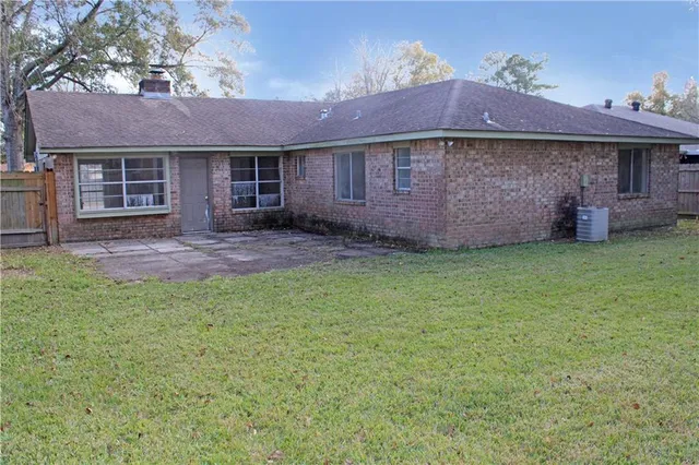 $114,900 | 107 West Queens Drive, Slidell, LA 70458