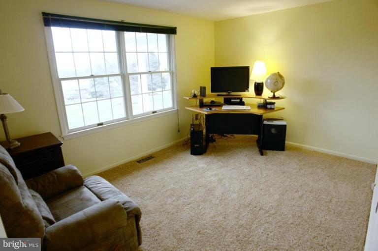 24408 Hanson Road Gaithersburg, MD 20882 - Photo 17 of 30 New wall to wall carpet!