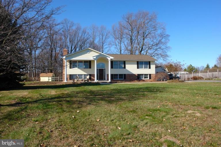 24408 Hanson Road Gaithersburg, MD 20882 - Photo 30 of 30 Front view of the house!