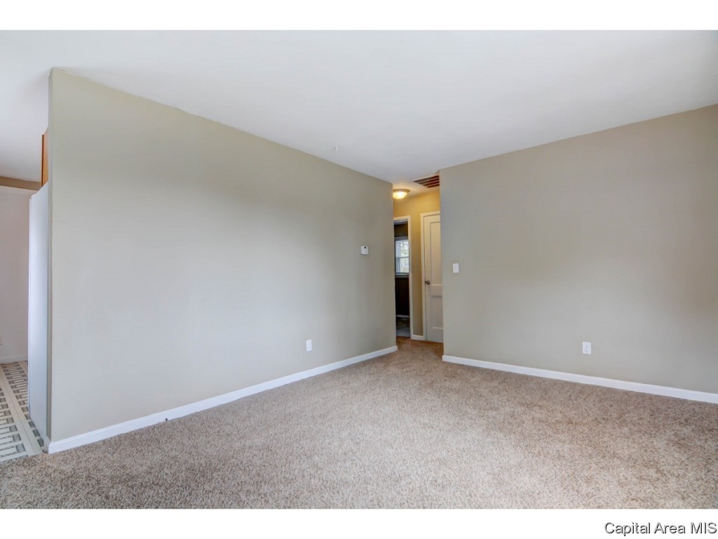 1401 Chalmers Street Springfield, IL 62703 - Photo 12 of 36