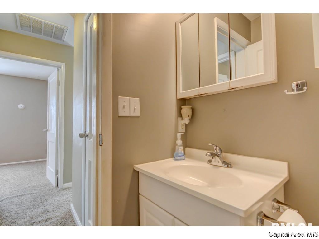 1401 Chalmers Street Springfield, IL 62703 - Photo 14 of 36