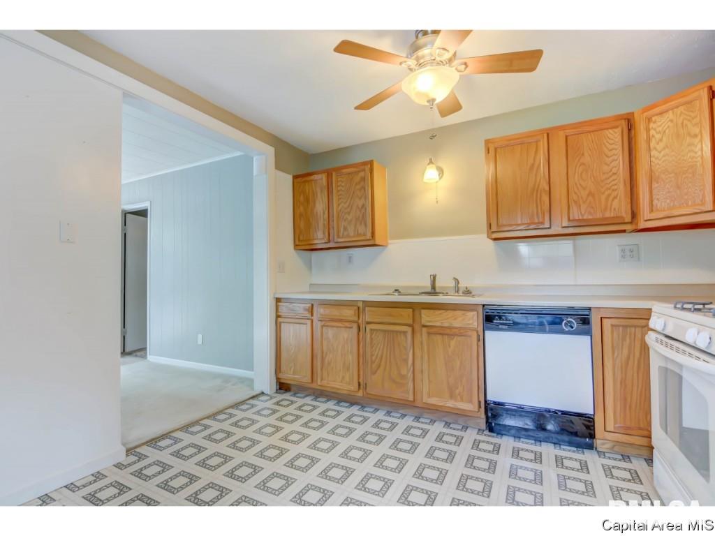 1401 Chalmers Street Springfield, IL 62703 - Photo 19 of 36