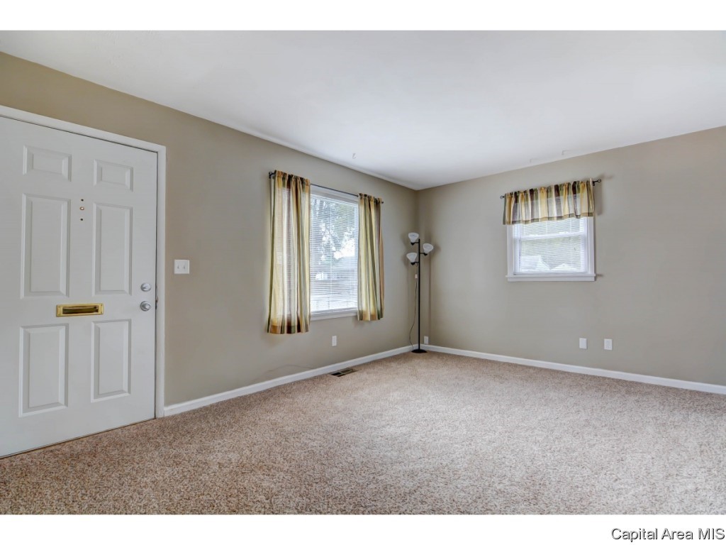 1401 Chalmers Street Springfield, IL 62703 - Photo 9 of 36