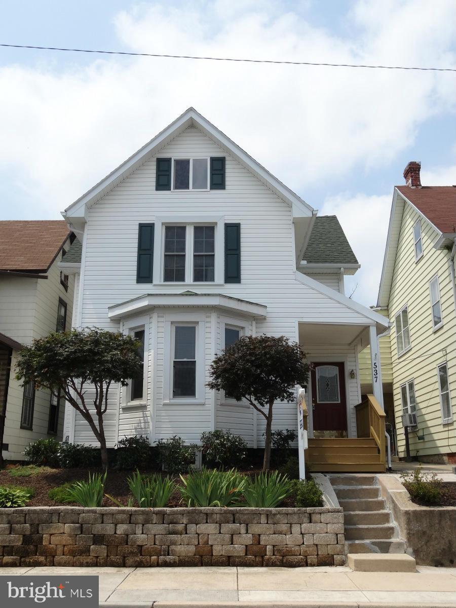 537 Ridge Avenue Hagerstown, MD 21740 - Photo 1 of 26 Exterior (Front)