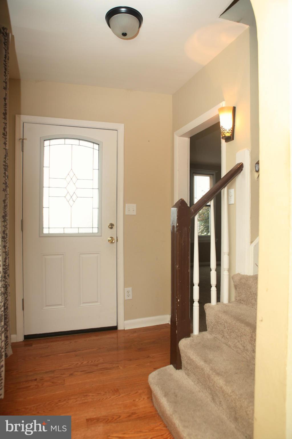 537 Ridge Avenue Hagerstown, MD 21740 - Photo 2 of 26 Entry Foyer with hardwood flooring