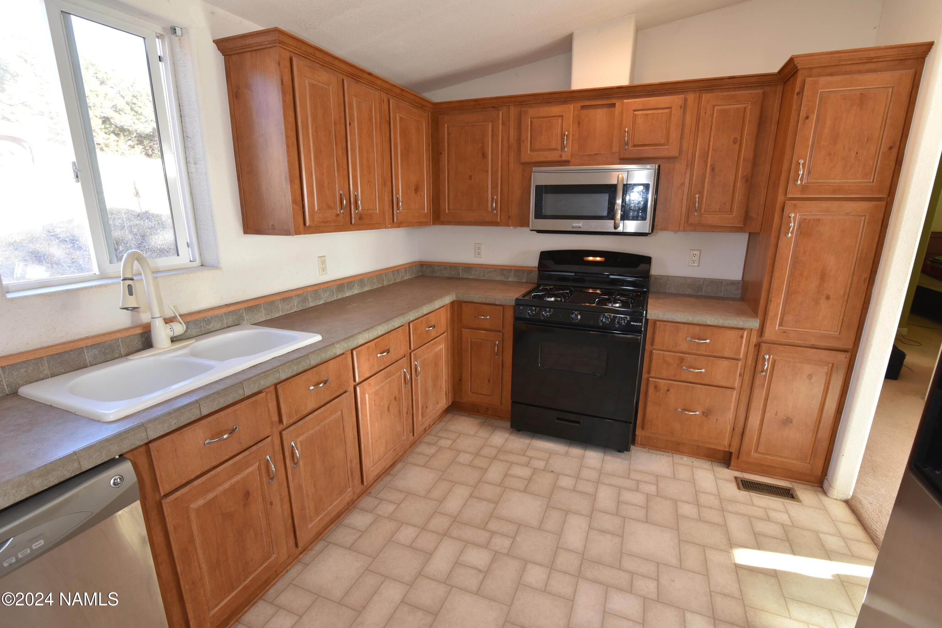 1582 East Sagebrush Road Williams, AZ 86046 - Photo 10 of 22 DSC_3815