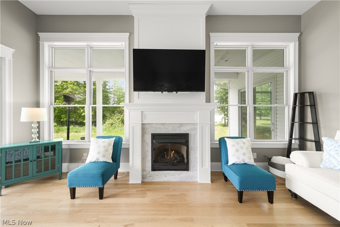 33553 Capel Road Columbia Station, OH 44028 - Photo 6 of 50 Gas fireplace