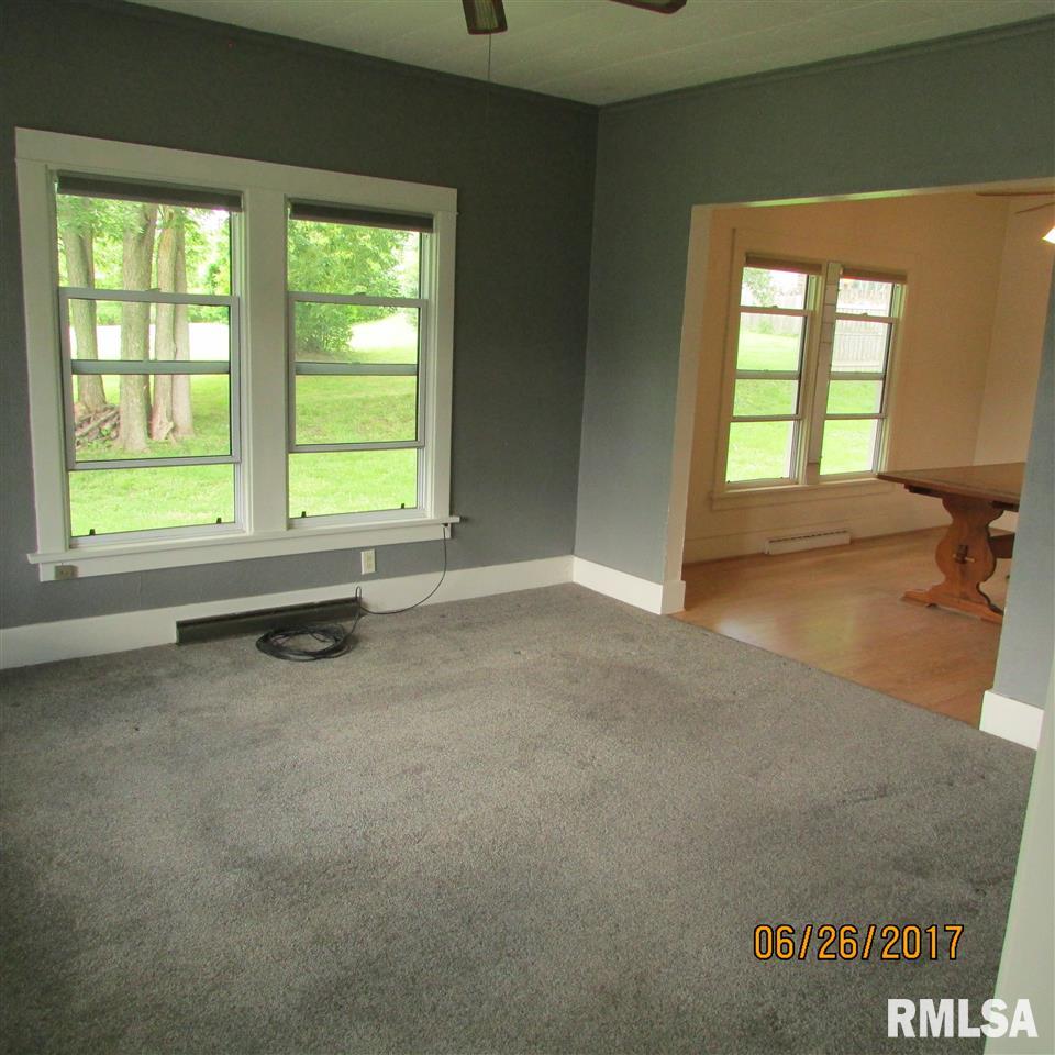 3142 Telegraph Road Davenport, IA 52804 - Photo 6 of 24 Gallery Image 6