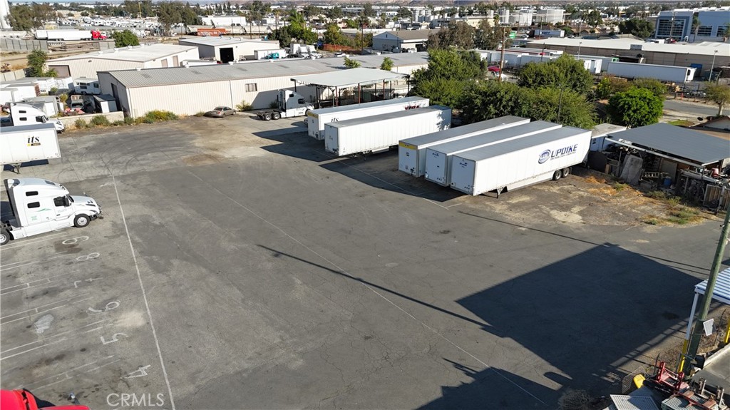 14770 Boyle Avenue Fontana, CA 92337 - Photo 8 of 26 a view of a city from a terrace