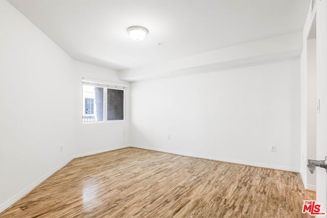 $520,000 | 2811 Francis Avenue, Unit 207, Los Angeles, CA 90005