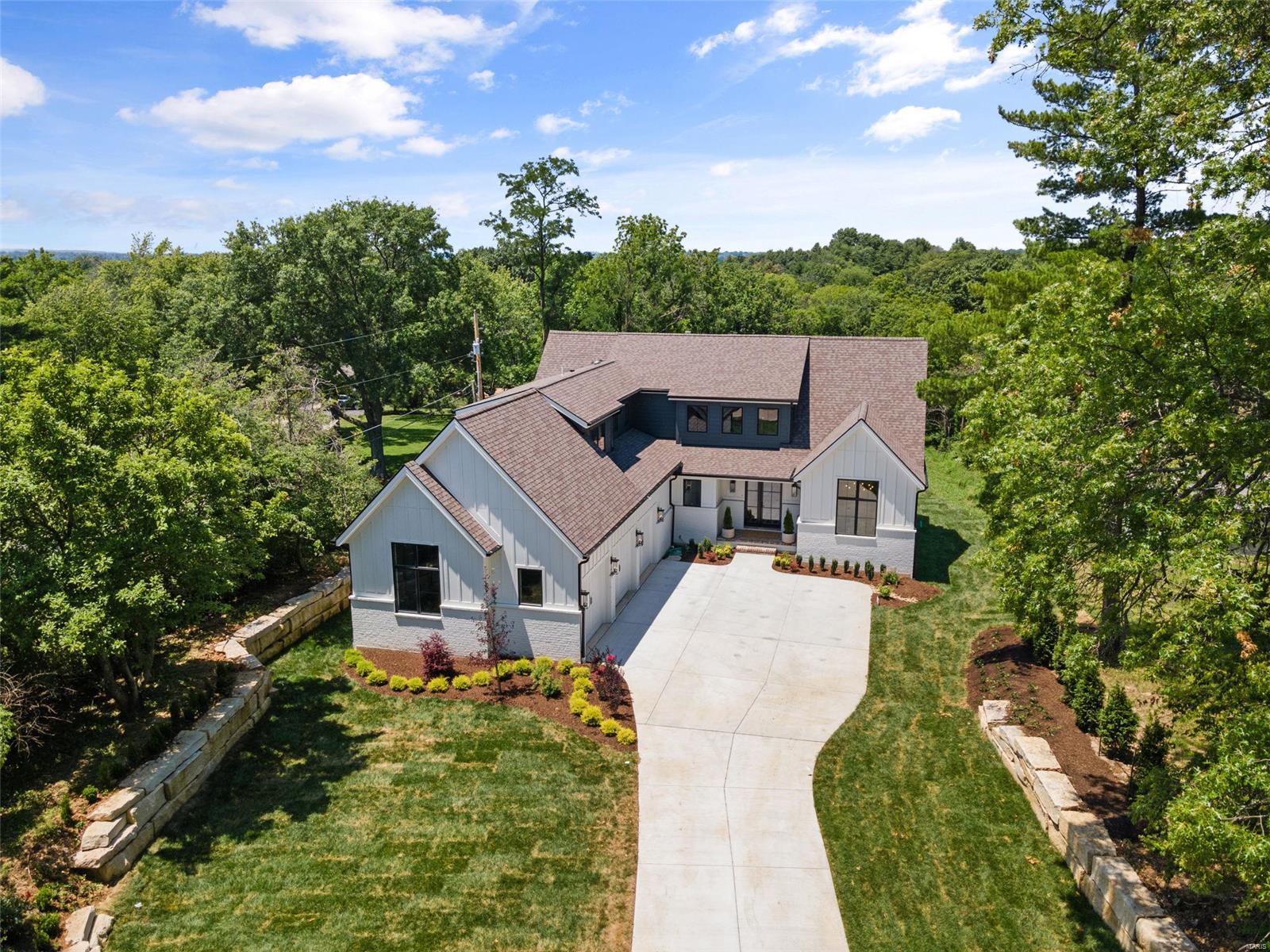 1609 Topping Road Town and Country, MO 63131 - Photo 3 of 71 Gallery Image 3