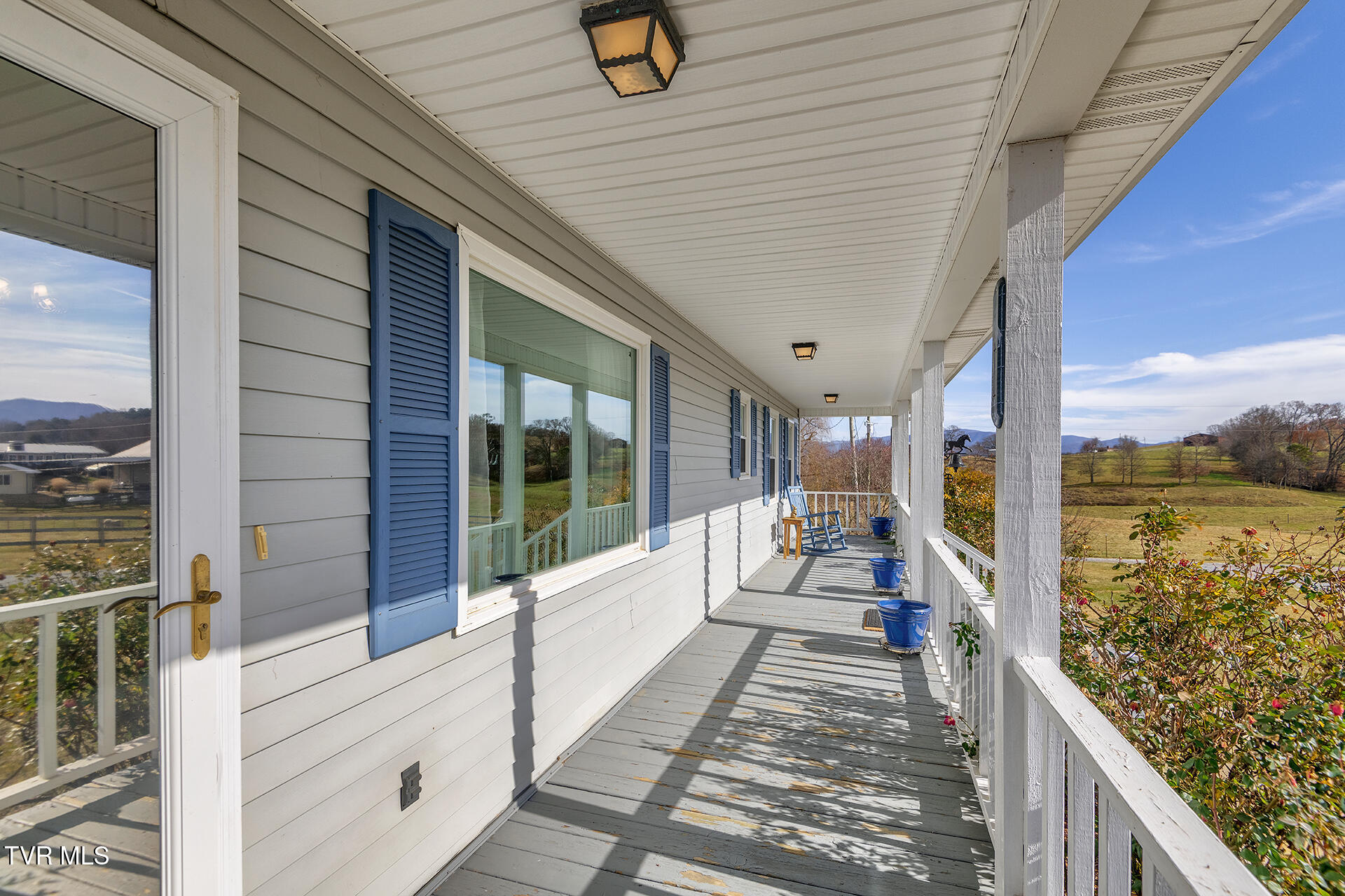 4120 West Allens Bridge Road Greeneville, TN 37743 - Photo 19 of 47 Front porch