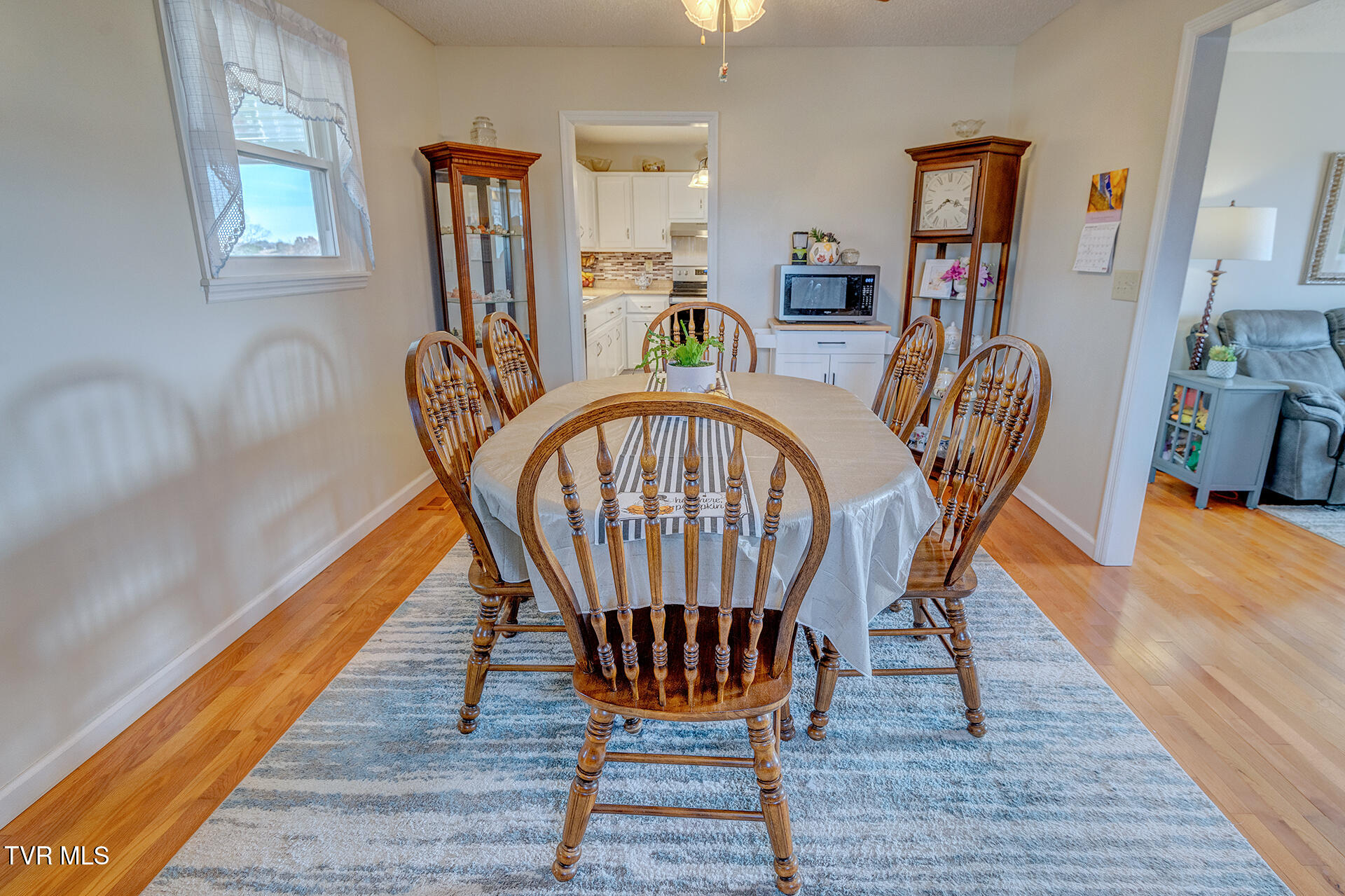 4120 West Allens Bridge Road Greeneville, TN 37743 - Photo 33 of 47 Dining Room