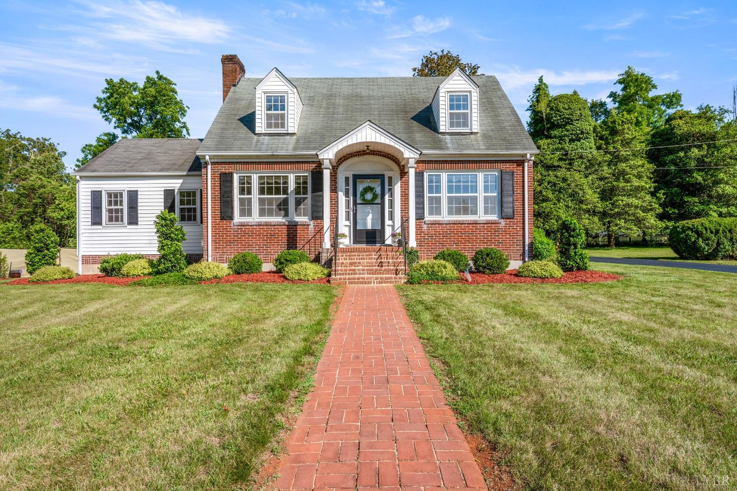 228 Hanger Road Amherst, VA 24521 - Photo 2 of 65