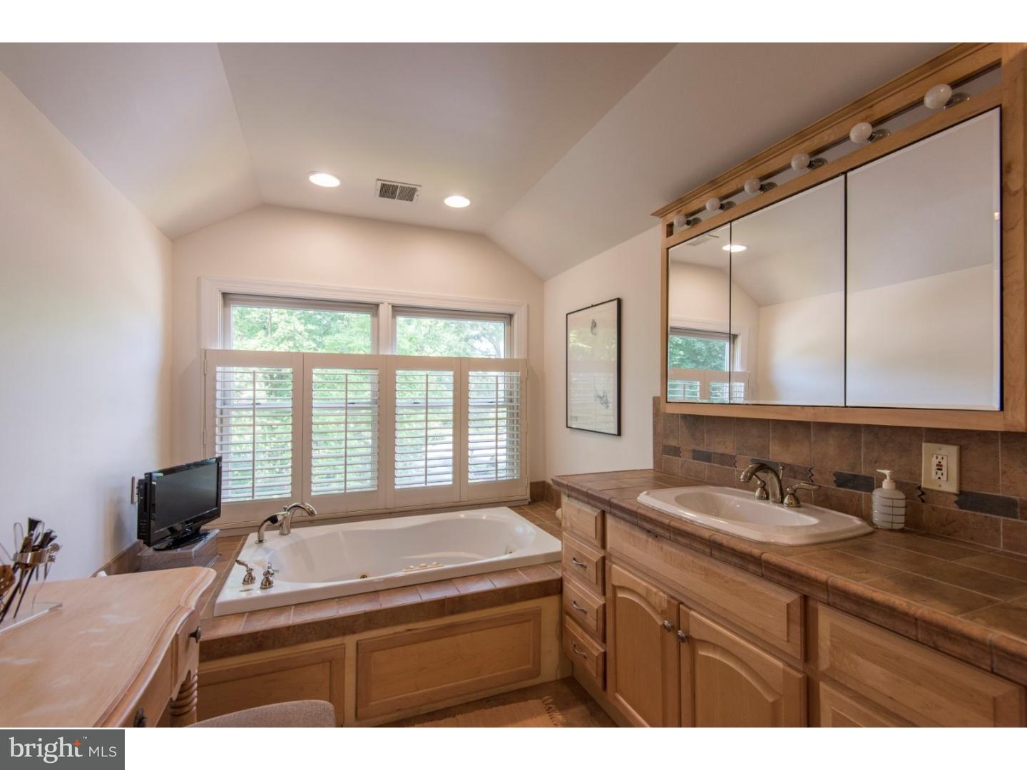 54 Academy Road Bala Cynwyd, PA 19004 - Photo 17 of 24 Bathroom
