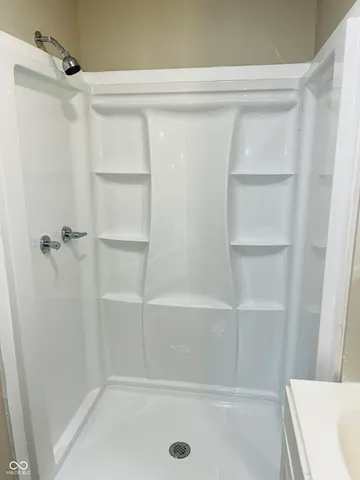 $750 | 3609 East Vermont Street, Indianapolis, IN 46201