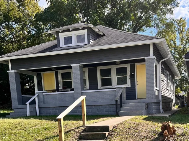 $750 | 3609 East Vermont Street, Indianapolis, IN 46201