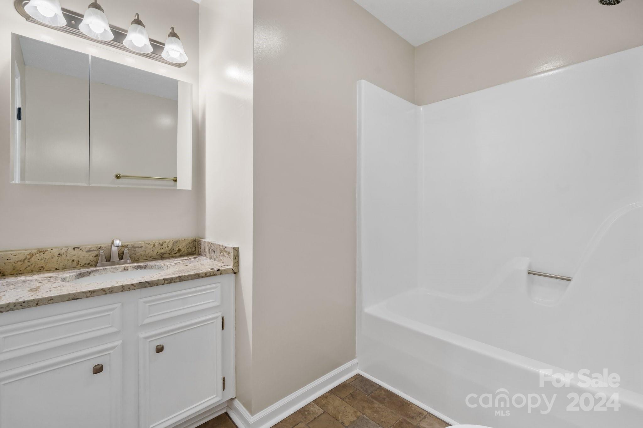 3511 Raintree Drive Hudson, NC 28638 - Photo 27 of 36 Gallery Image 27