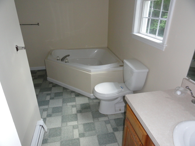 721 Salisbury Road Sheffield, MA 01257 - Photo 10 of 14 Full Bath