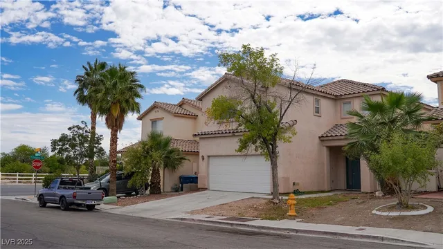 $2,100 | 8209 Violet Meadow Court, Las Vegas, NV 89117
