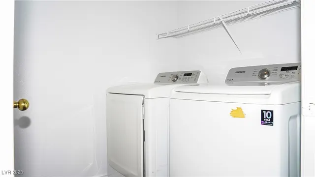 $2,100 | 8209 Violet Meadow Court, Las Vegas, NV 89117