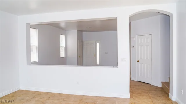 $2,100 | 8209 Violet Meadow Court, Las Vegas, NV 89117