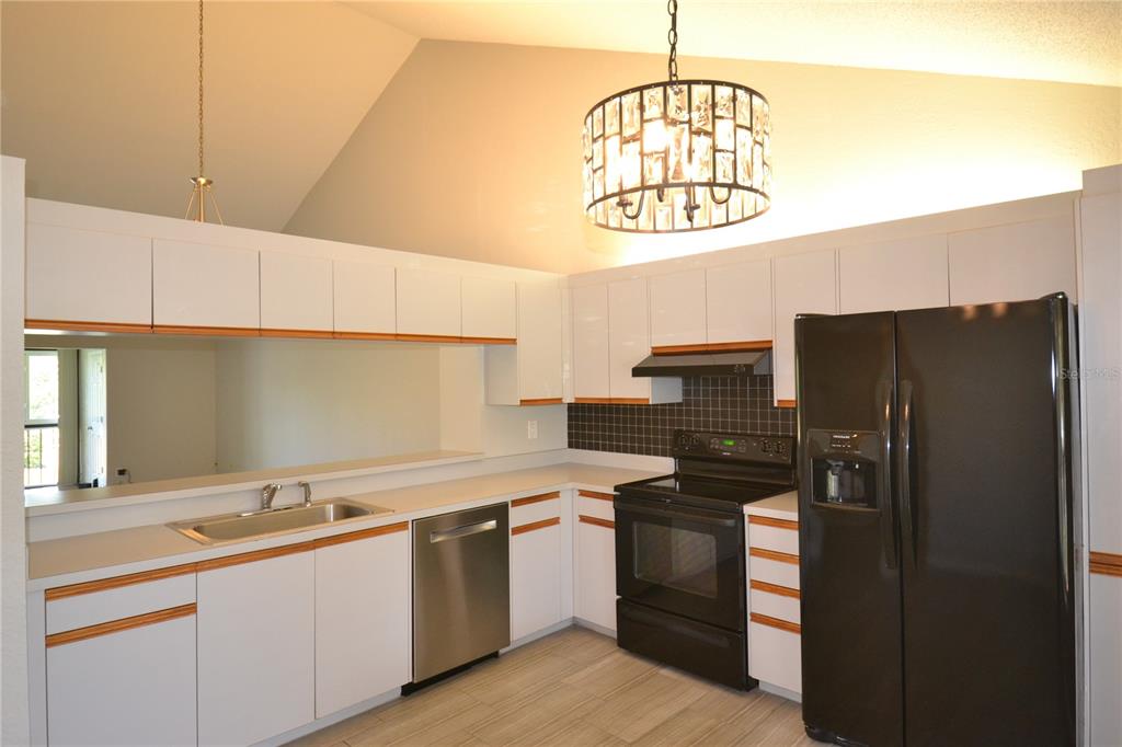 1801 East Lake Road South, Unit 9E Palm Harbor, FL 34685 - Photo 9 of 43